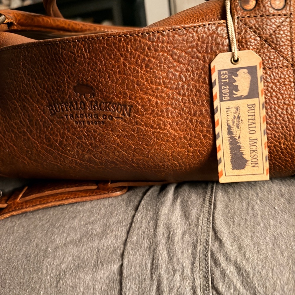 Buffalo Jackson Ryder Reserve Bison Leather Duffel Bag - Picture 4 of 7